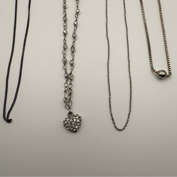 Necklaces - Picture 3 of 6